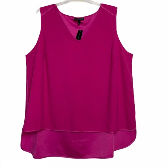 Lane Bryant | V-Neck Blouse Top Size 24 Sleeveless Solid Pink Tank NWT - Picture 2 of 4